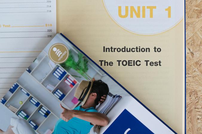 รวมศัพท์ที่มักออกสอบ TOEIC 4000 คำ + แนวข้อสอบ Vocab Test รวบรวมคำศัพท์โทอิคกว่า 4000 คำพร้อมตัวอย่างประโยคที่เห็นได้บ่อยใน...