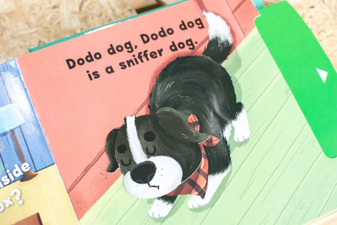 บอร์ดบุ๊ค นิทานกลไกแสนสนุก Dodo dog เจ้าหมาแสนซน Learn English with Dodo dog the lovely pet


พาเด็กๆ มาเล่นกับ Dodo หมา...